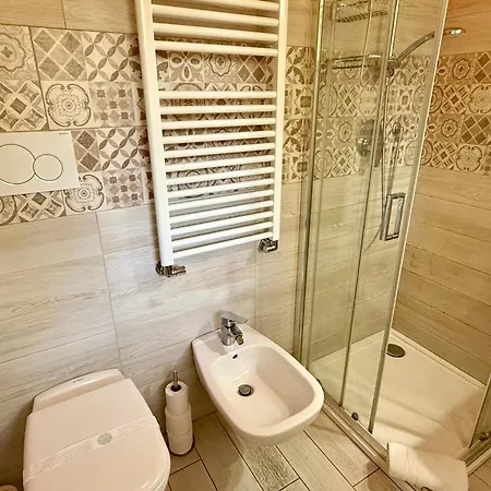 Leaves Dom wakacyjny